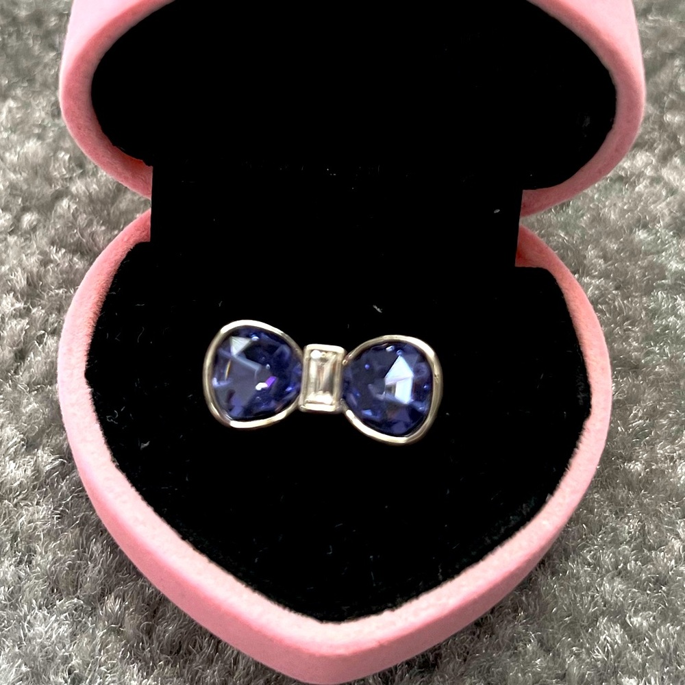 Swarovski Amethyst Crystal Bow Ring US size 6